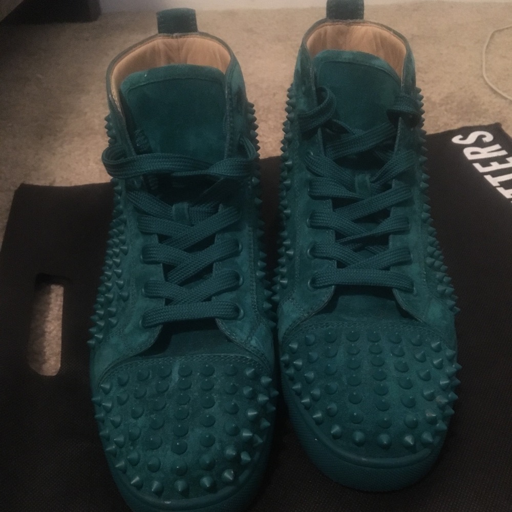 CHRISTIAN LOUBOUTIN  Only worn a few times!!!!!!! - Picture 2 of 6